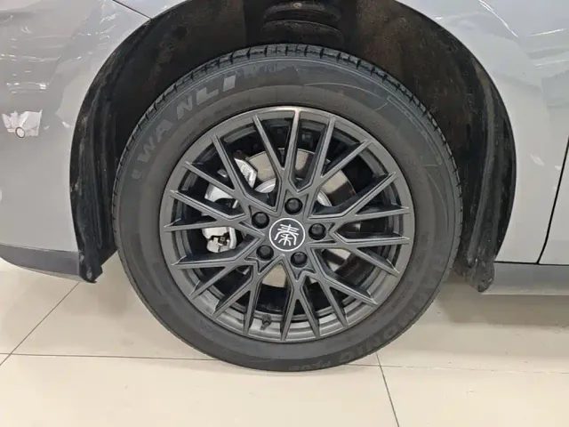 BYD Qin PLUS — Фото автомобиля 22