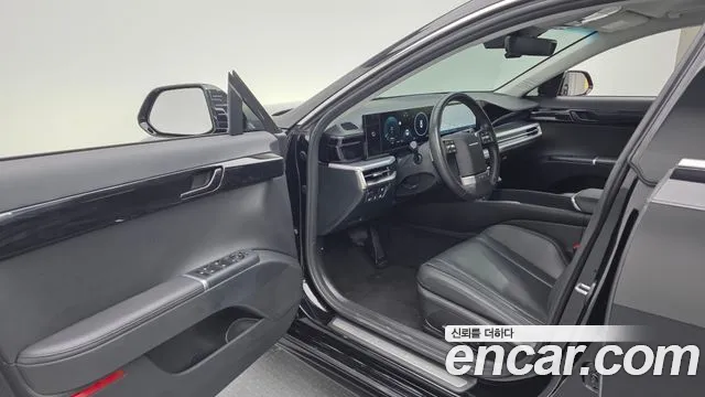 Hyundai Grandeur GN7 — Фото автомобиля 10