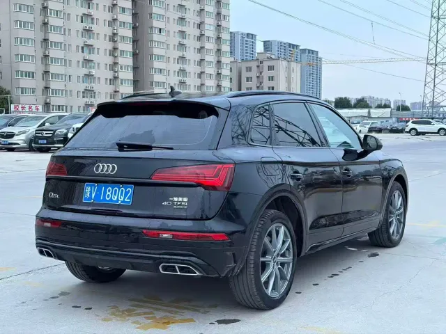 Audi Q5L — Фото автомобиля 7