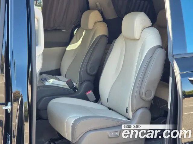 Kia Carnival 4th Gen — Фото автомобиля 10