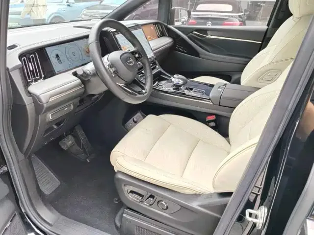 GAC Trumpchi M8 — Фото автомобиля 3