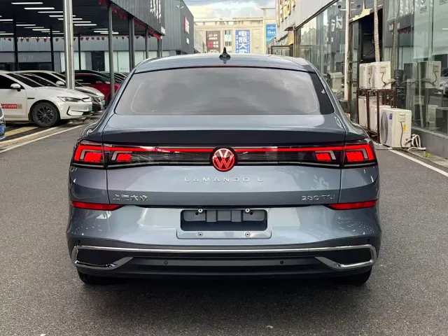 Volkswagen Lamando — Фото автомобиля 5
