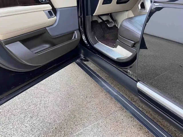 Land Rover Range Rover — Фото автомобиля 27