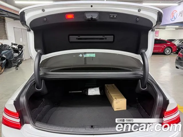 Genesis G80 Бензин 2.5 турбо AWD — Фото автомобиля 20