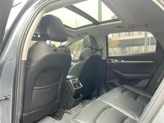 Geely Xingrui — Фото автомобиля 4