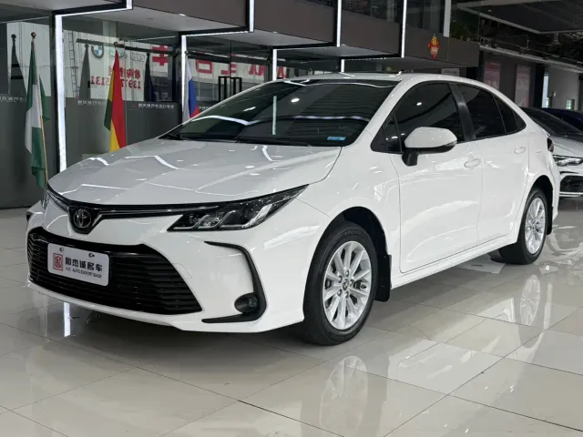 Toyota Corolla — Фото автомобиля 3