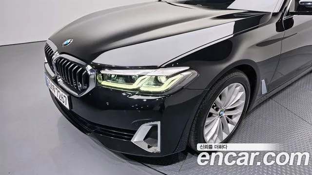 BMW 5-Series — Фото автомобиля 19