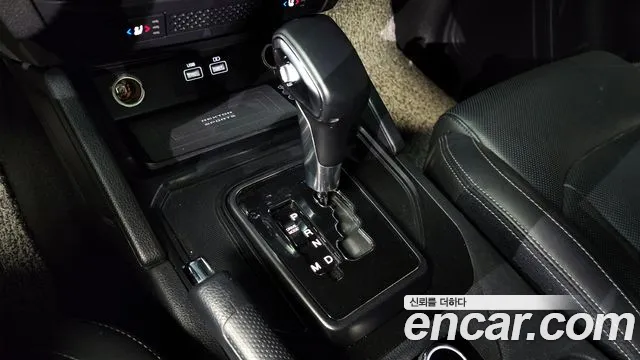 KG_Mobility_Ssangyong Rexton Новый Rexton Sport Khan Дизель 2.2 4WD — Фото автомобиля 9