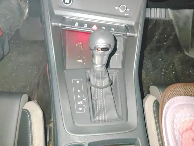 Audi Q3 — Фото автомобиля 16