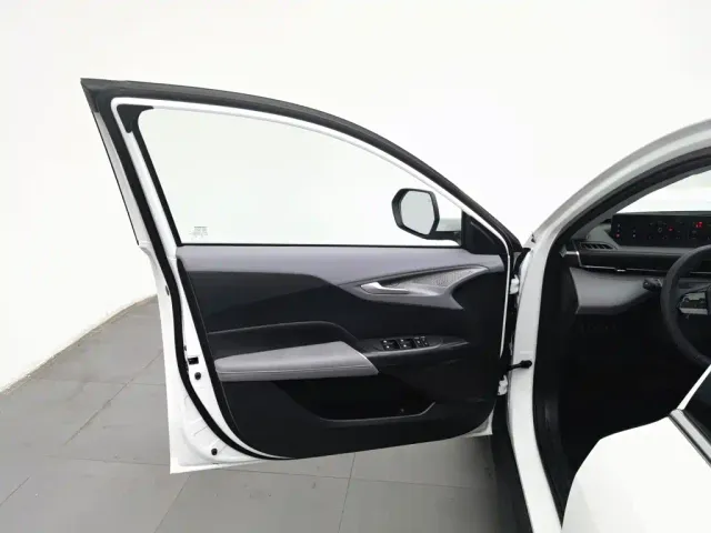 Changan Eado — Фото автомобиля 8
