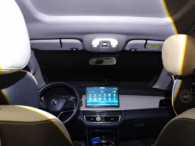 BYD Song MAX — Фото автомобиля 14
