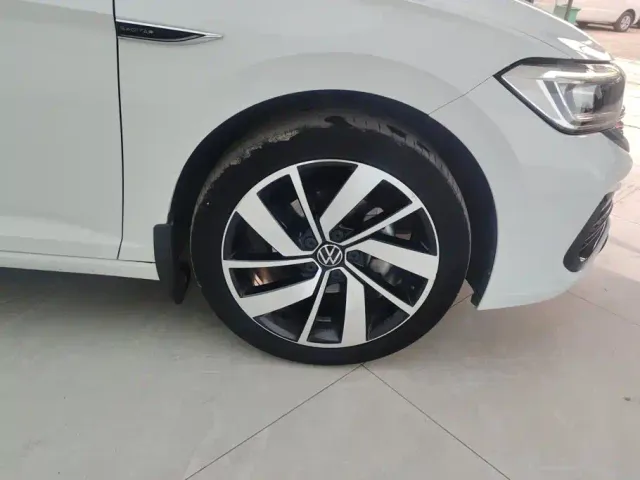 Volkswagen Sagitar — Фото автомобиля 6