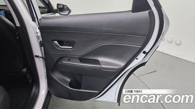 Hyundai Kona Kona (SX2) Бензин 2.0 2WD — Фото автомобиля 25