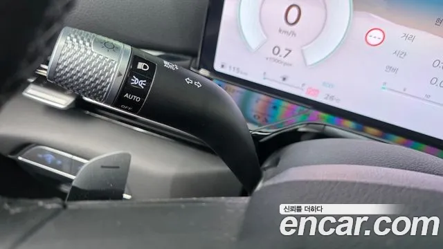 Genesis GV80 — Фото автомобиля 28