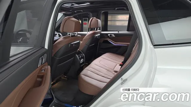BMW X5 xDrive 40i M Sport — Фото автомобиля 11