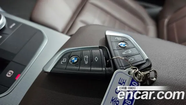 BMW 4 Series G22 — Фото автомобиля 24