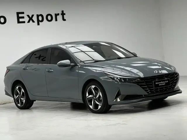 Hyundai Elantra — Фото автомобиля 3