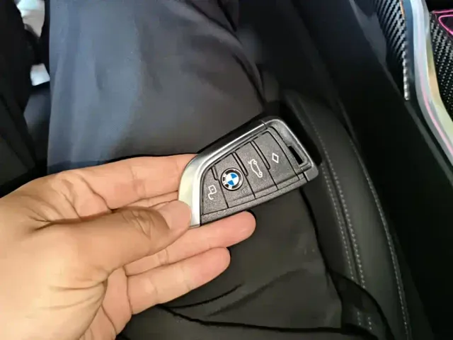 BMW 3 Series — Фото автомобиля 8