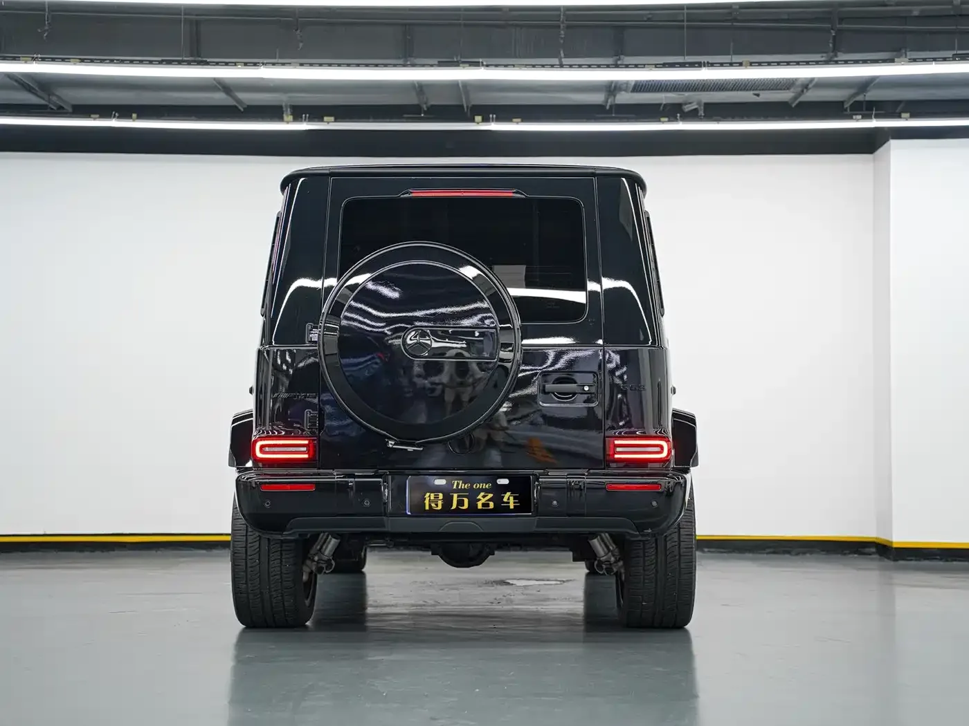 Mercedes-Benz Mercedes-Benz G-Class AMG 2022 AMG G 63 55th Anniversary Edition — Фото автомобиля 27