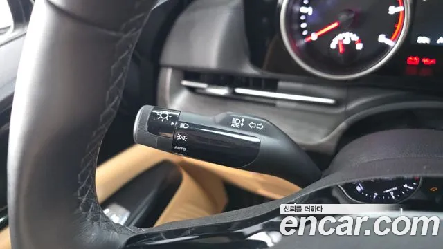 Kia Canival Carnival 4 поколение 9 мест Prestige — Фото автомобиля 28