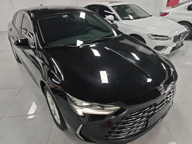 Buick Regal — Фото автомобиля 3