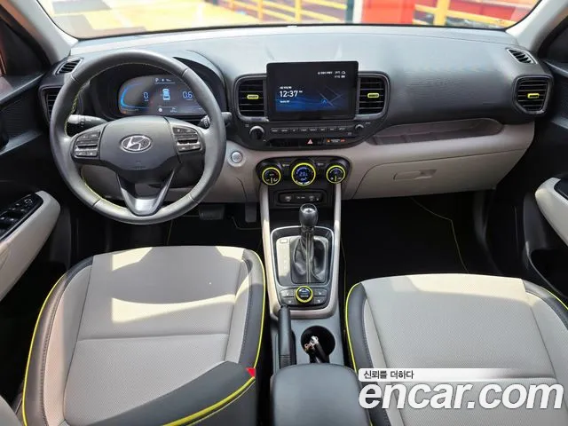 Hyundai Venue — Фото автомобиля 9