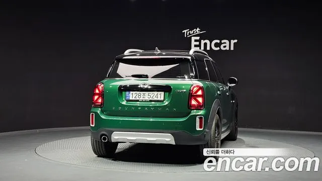 Mini Countryman — Фото автомобиля 4