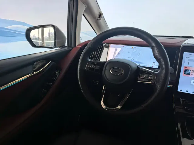 GAC Trumpchi E9 — Фото автомобиля 17