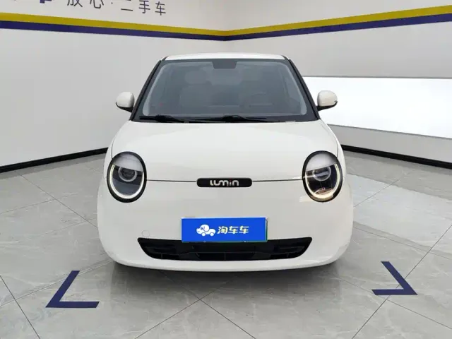 Changan Lumin — Фото автомобиля 2