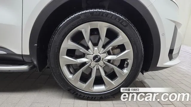 Kia Sorento Sorento 4-е поколение Бензин 2.5T 2WD — Фото автомобиля 3