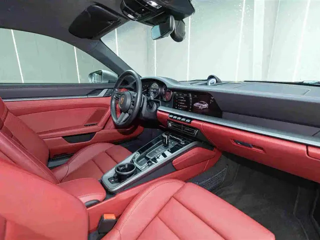 Porsche 911 — Фото автомобиля 14