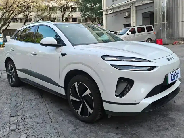BYD Sealion 06 — Фото автомобиля 3