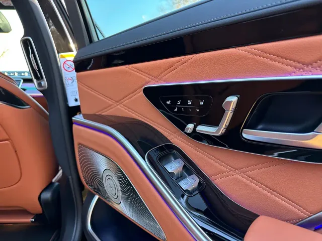 Mercedes-Benz Maybach S-Class — Фото автомобиля 13
