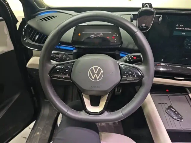 Volkswagen ID. Unyx 06 — Фото автомобиля 10