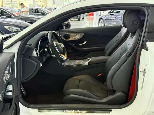 Mercedes-Benz C-Class — Фото автомобиля 5