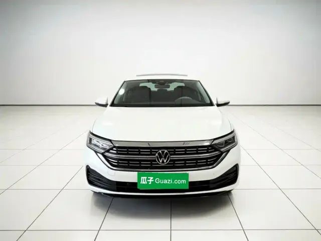 Volkswagen Sagitar — Фото автомобиля 2