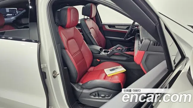 Porsche Cayenne PO536 — Фото автомобиля 16