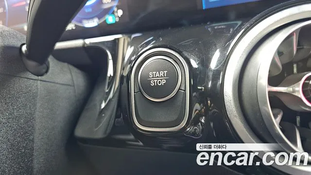 Mercedes-Benz EQA — Фото автомобиля 20