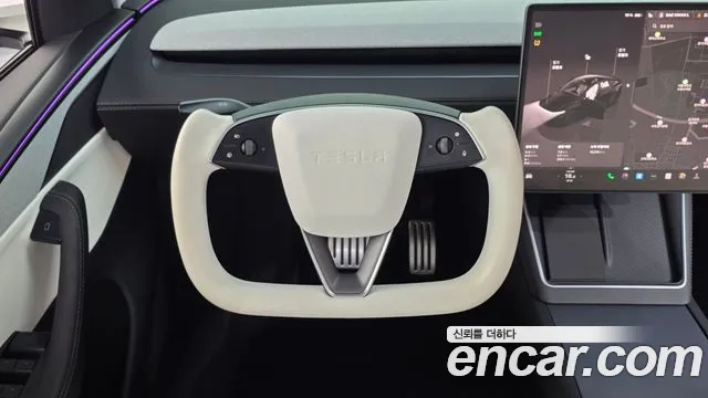 Tesla Model Y — Фото автомобиля 19