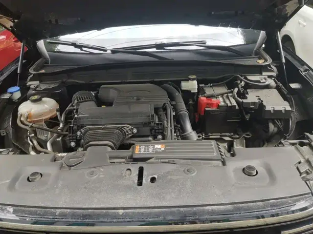 Ford Edge — Фото автомобиля 10