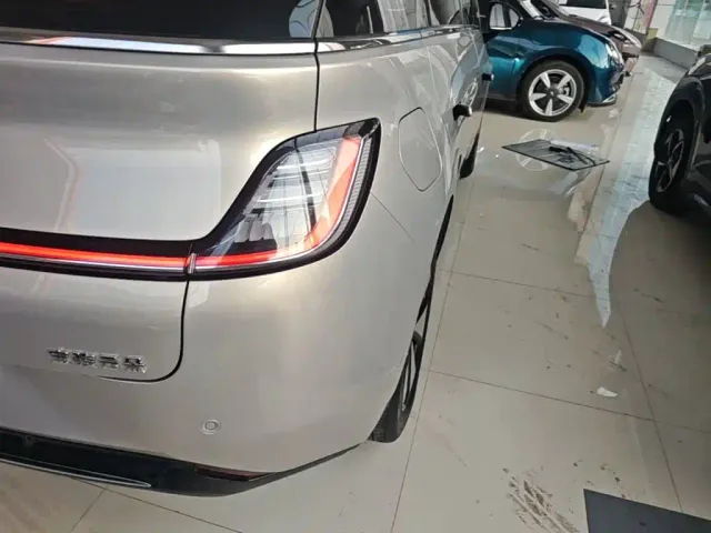 Baojun Baojun Cloud 2023 460 Max — Фото автомобиля 7