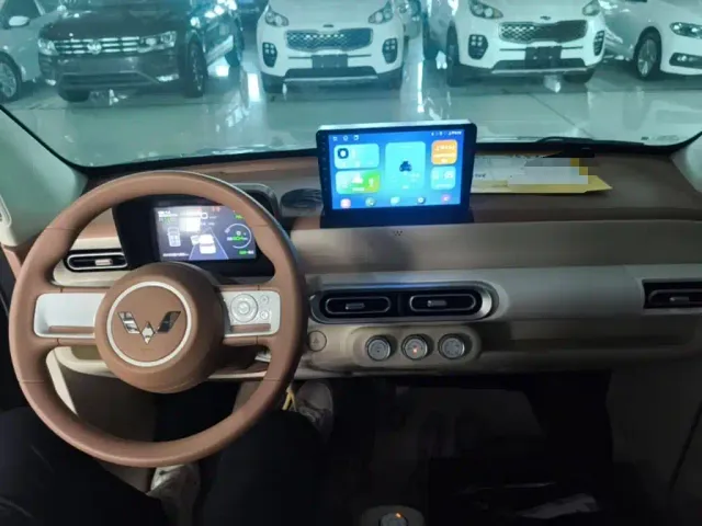 Wuling Hongguang Mini EV — Фото автомобиля 9