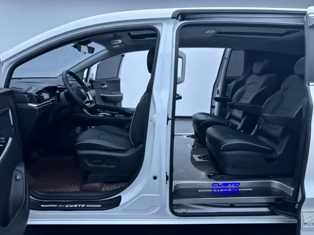 Hyundai Custo — Фото автомобиля 24