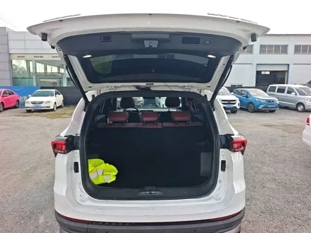 Jetour X70 Plus — Фото автомобиля 18