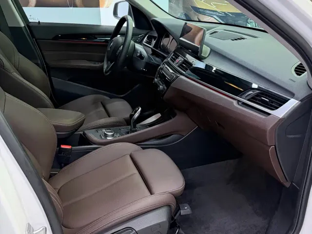BMW X1 — Фото автомобиля 9