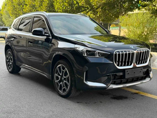BMW X1 — Фото автомобиля 3