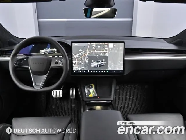Tesla Model S — Фото автомобиля 7