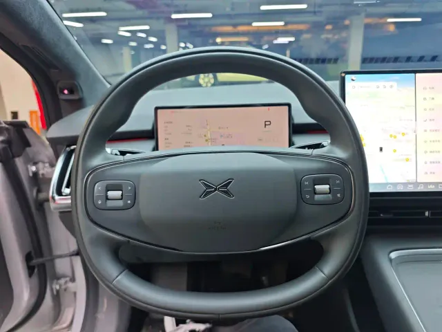 Xpeng P7+ — Фото автомобиля 9
