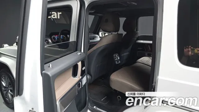 Mercedes-Benz G-Class — Фото автомобиля 12