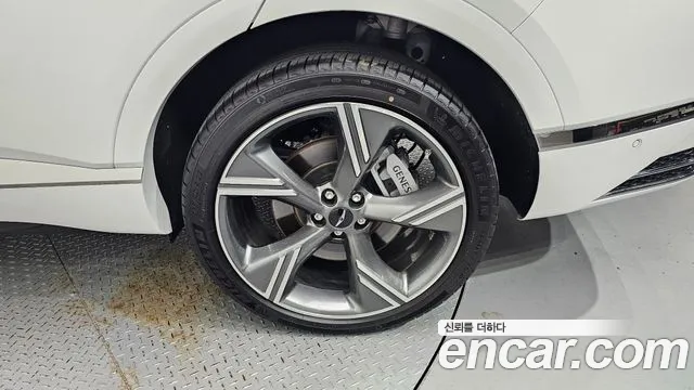 Genesis GV80 2.5T Бензин 2WD — Фото автомобиля 19